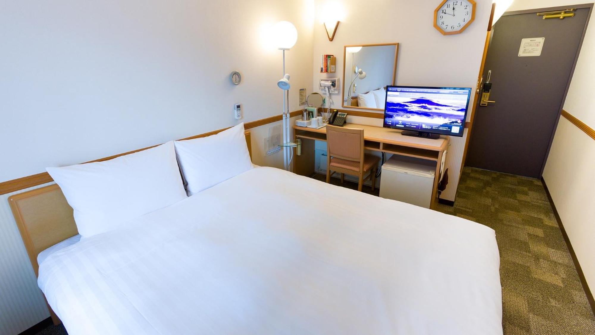 Toyoko Inn Kagoshima Chuo Eki Nishi Guchi Pokoj fotografie