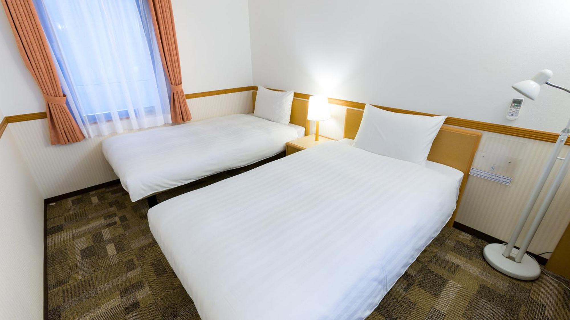 Toyoko Inn Kagoshima Chuo Eki Nishi Guchi Pokoj fotografie