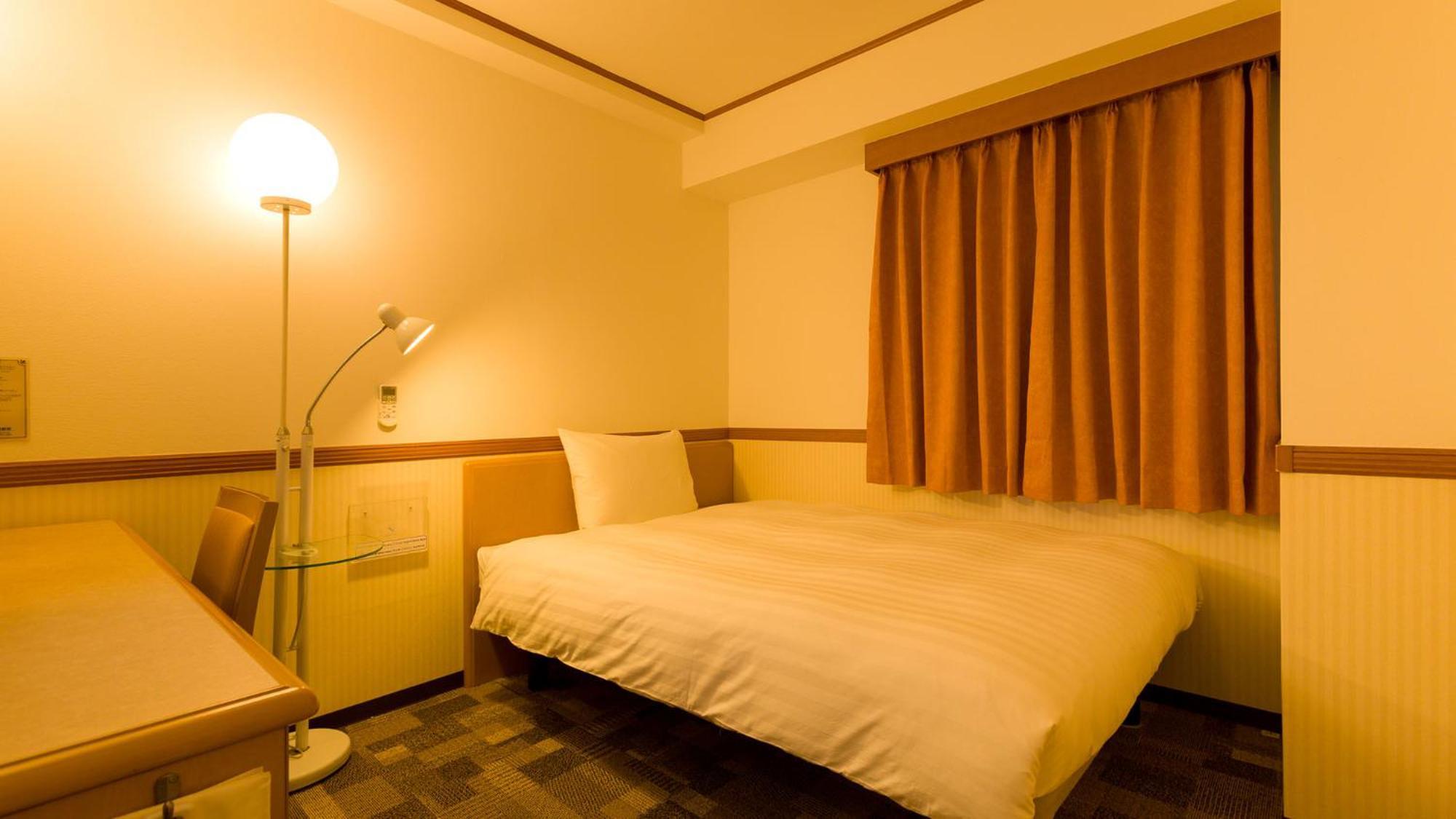 Toyoko Inn Kagoshima Chuo Eki Nishi Guchi Pokoj fotografie